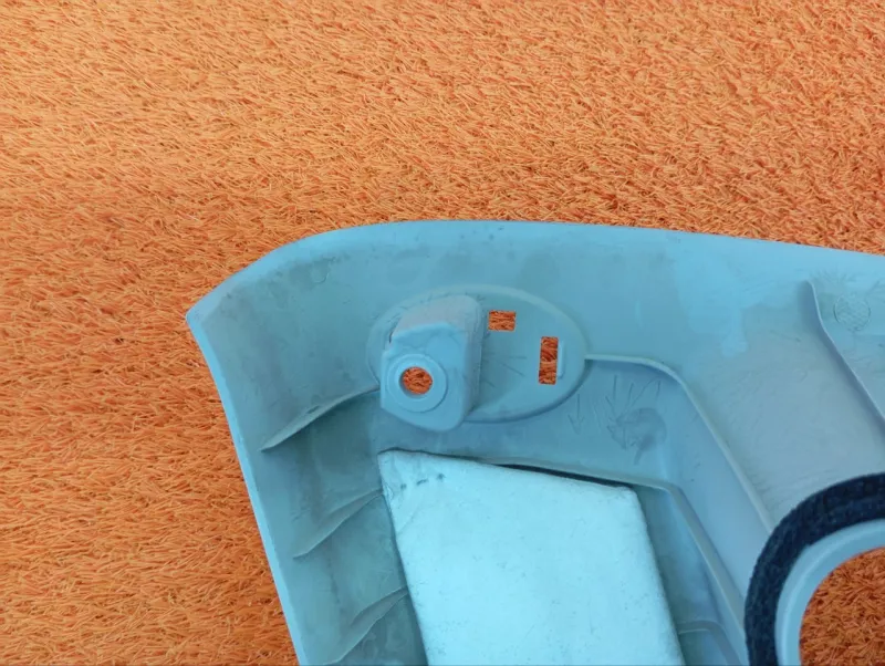 Накладка на стойку кузова