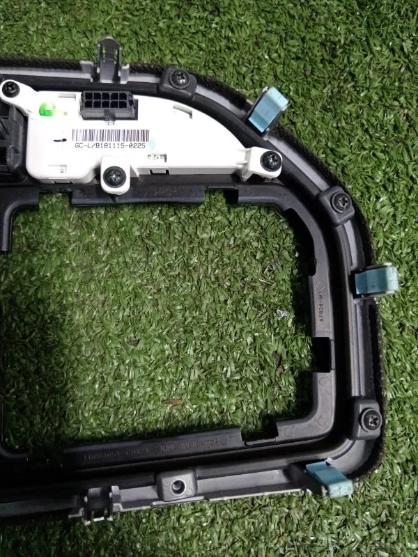 Накладка центральной консоли