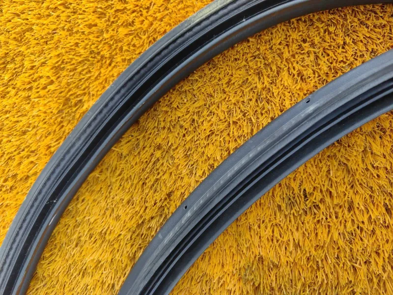 Уплотнитель багажника