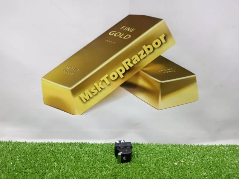 Кнопка стеклоподъемника