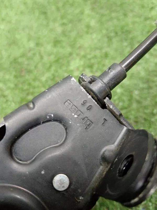 Замок багажника