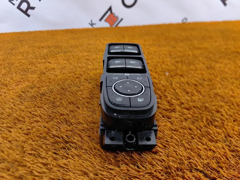 Блок управления стеклоподъемниками