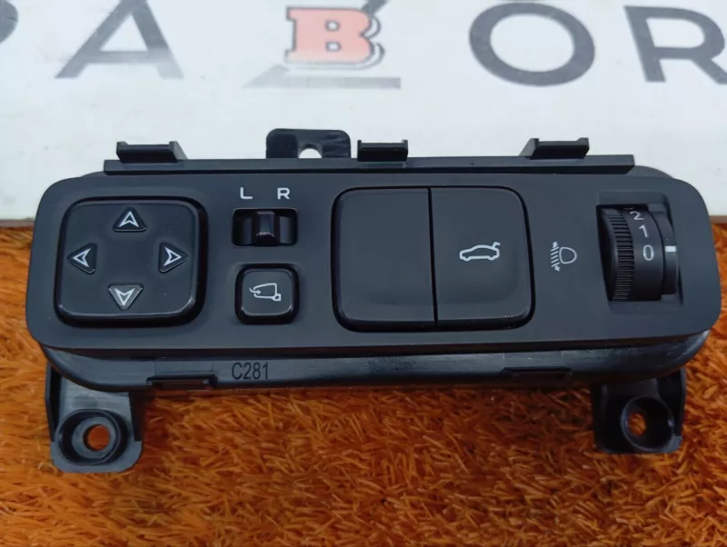 Блок управления зеркалами