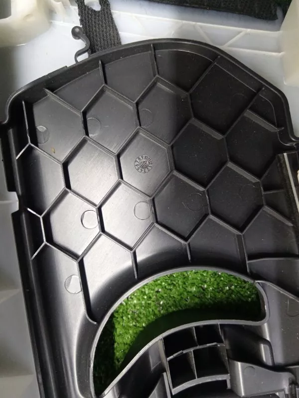 Накладка на стойку кузова