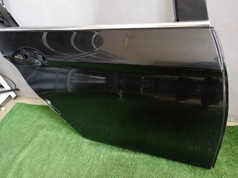 Дверь BMW 5-Series 2011 41007206114 F10, задняя правая
