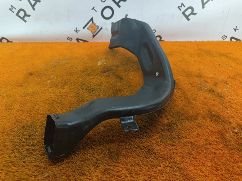 Воздуховод салона