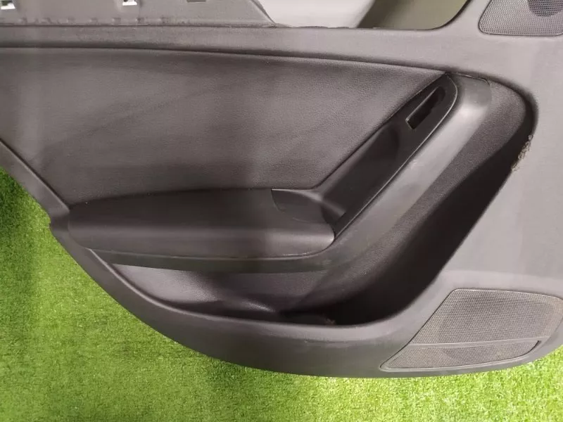 Обшивка двери Audi A4 2011 8K0867303DWFA 8K2, задняя левая