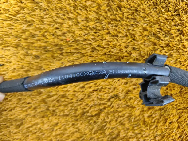 Трубка топливная