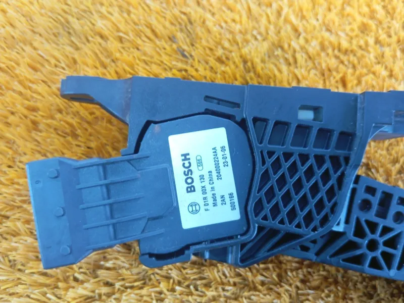 Педаль газа