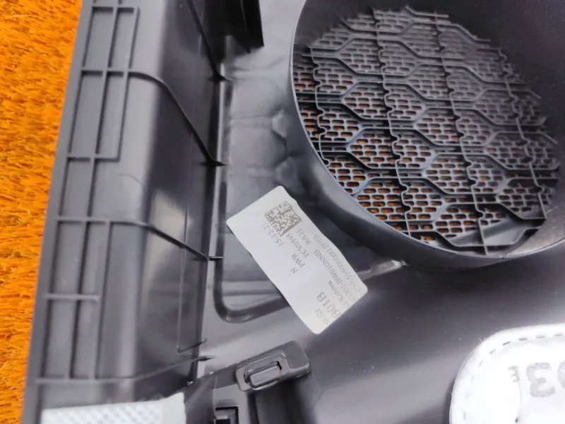 Обшивка двери