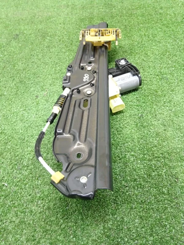 Стеклоподъемник BMW 5-Series 2010 942888100 F10, задний левый