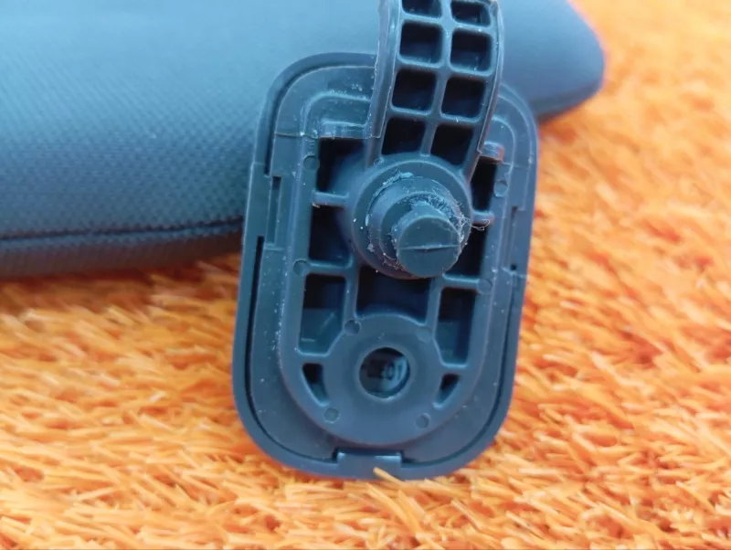 Козырек солнцезащитный