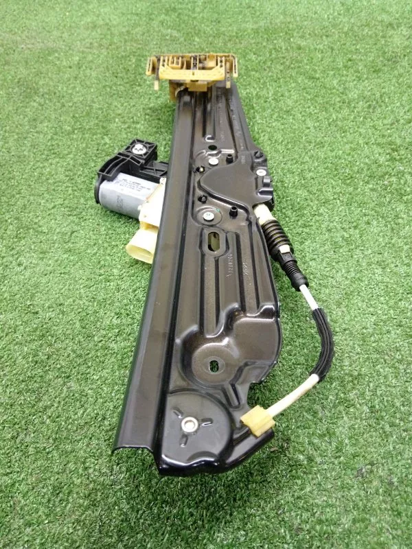 Стеклоподъемник BMW 5-Series 2011 51357182614 F10, задний правый