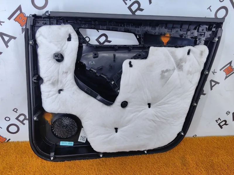 Обшивка двери