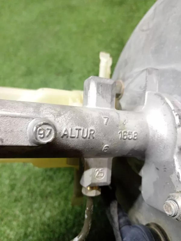 Главный тормозной цилиндр