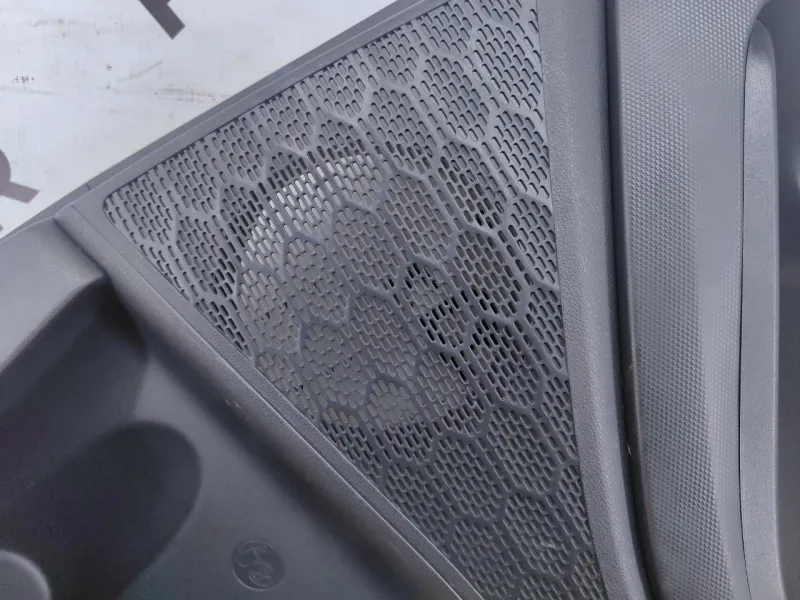 Обшивка двери