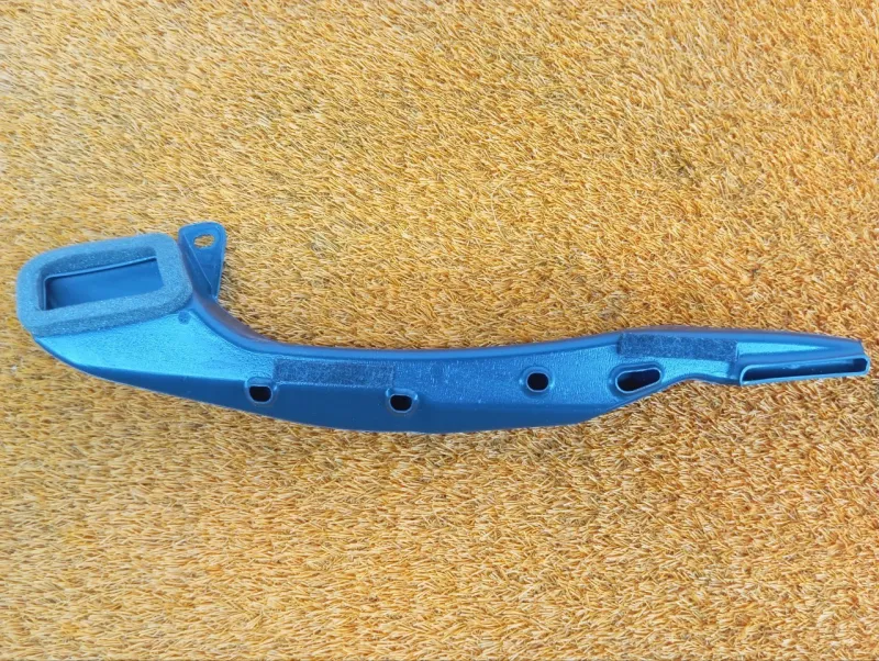 Воздуховод отопителя