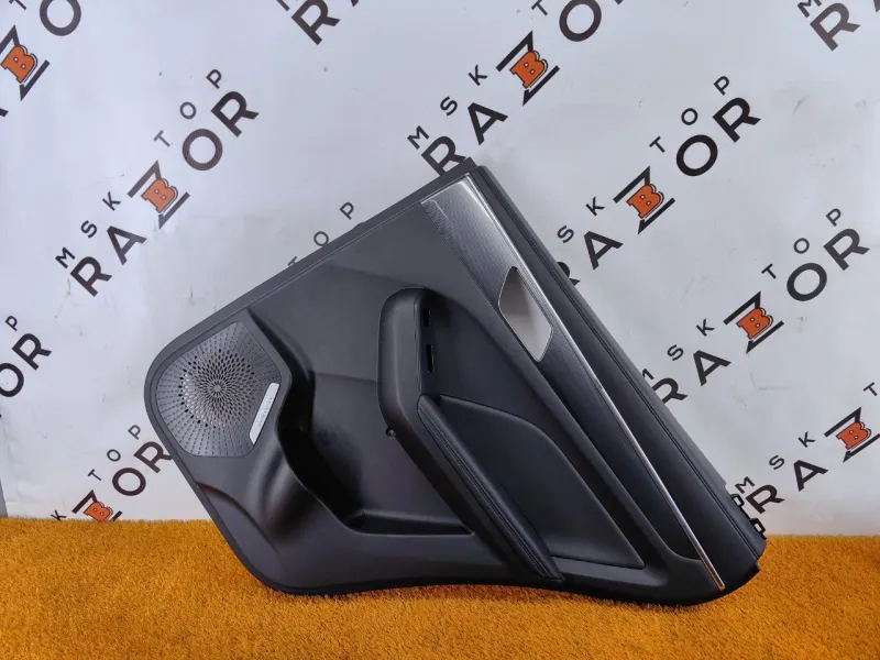 Обшивка двери