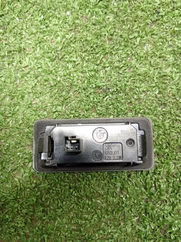 Плафон подсветки багажника