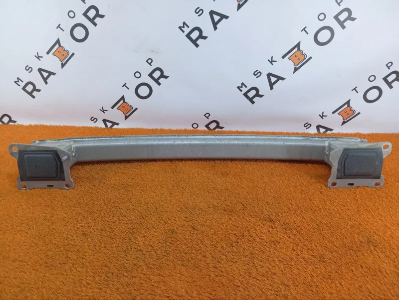 Усилитель бампера