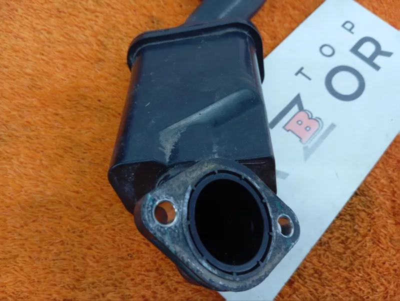 Патрубок интеркулера