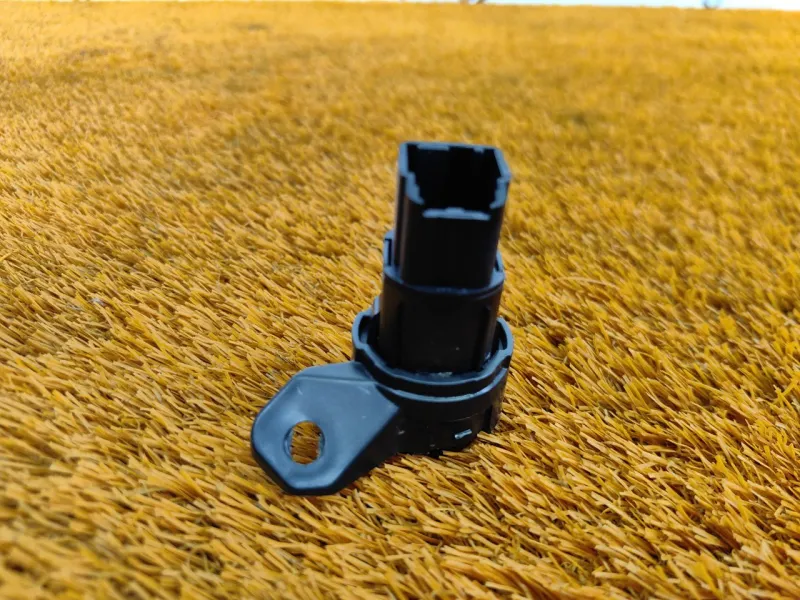 Кнопка запуска двигателя