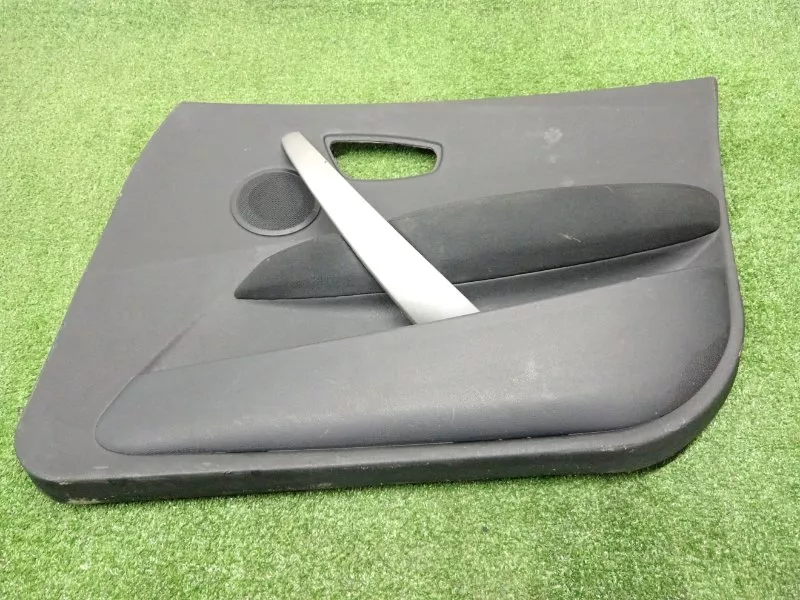 Обшивка двери BMW 1-Series 2004 51417133300 E87, передняя правая