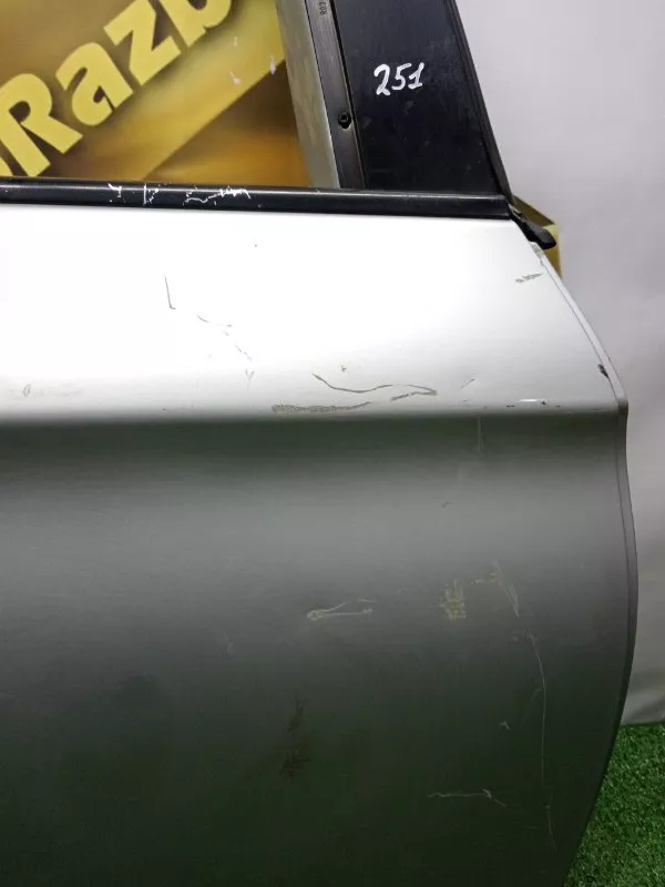 Дверь BMW 5-Series 2011 41007206120 F10/F11, задняя правая