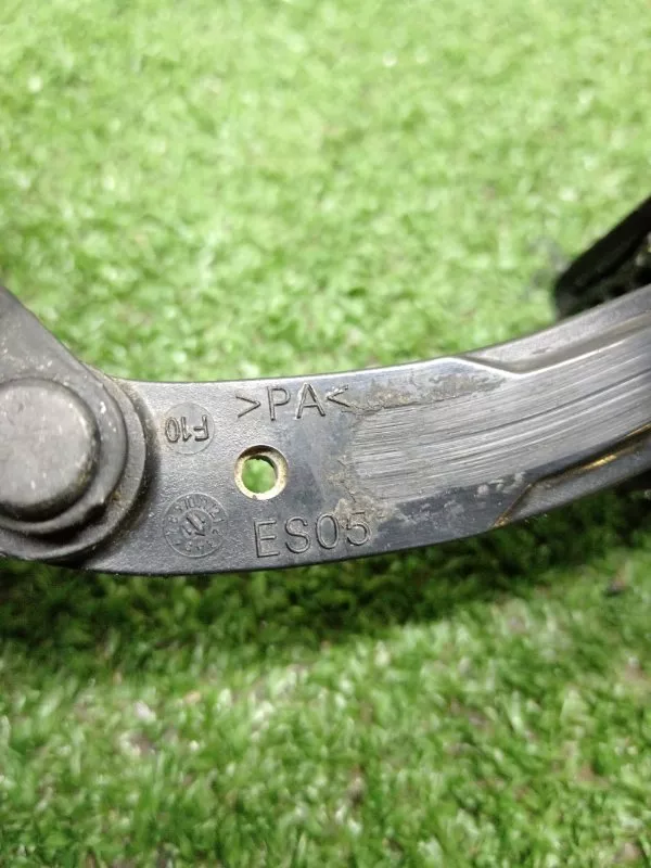 Ограничитель двери