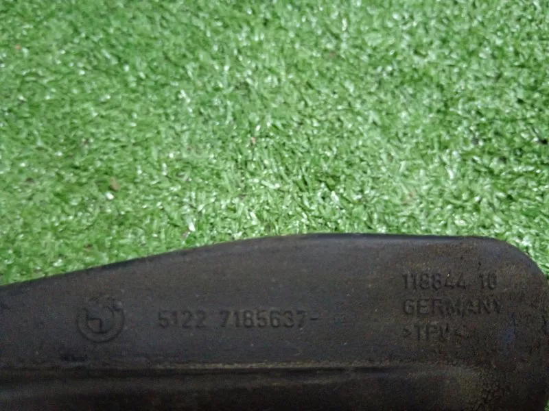 Ограничитель двери