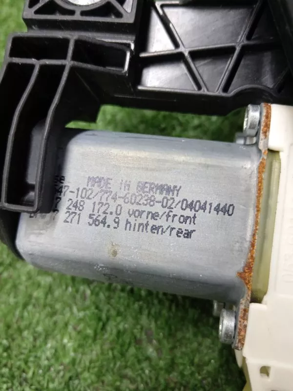 Стеклоподъемник BMW 5-Series 2011 51357182614 F10, задний правый