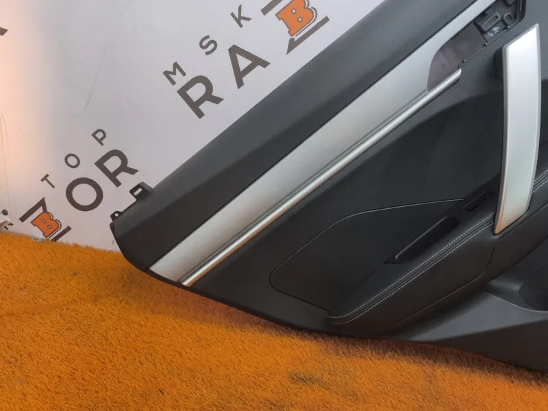 Обшивка двери