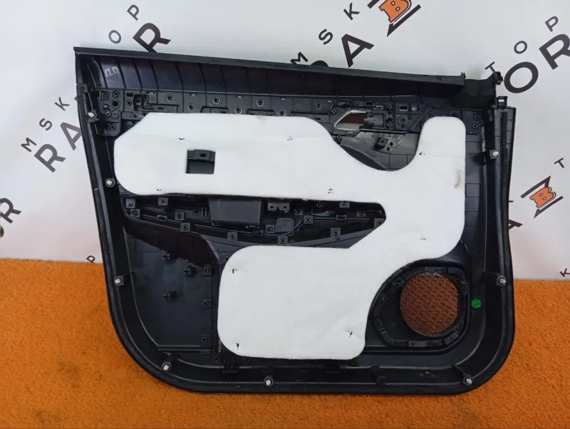 Обшивка двери