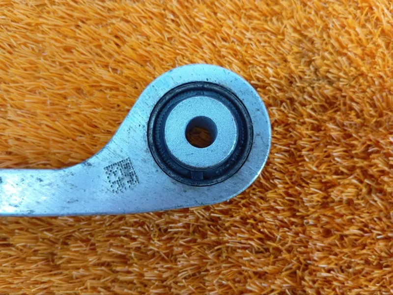 Стойка стабилизатора