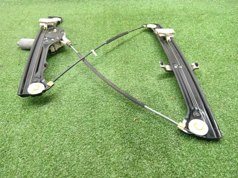 Стеклоподъемник BMW X5 2007 51337166380 E70, передний правый